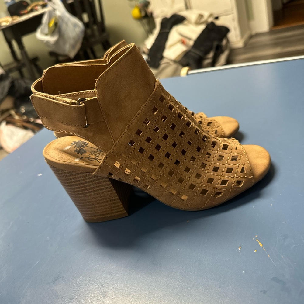Jellypop Tan Cut-Out Peep-Toe Heels